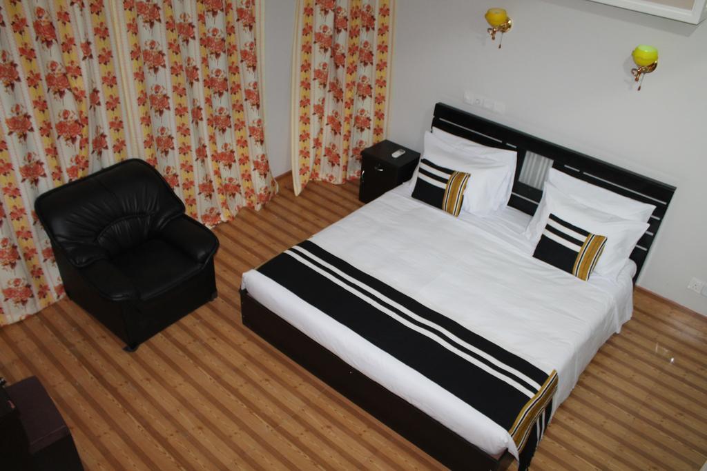 Dhonfulhafi Inn Maalhos  Habitación foto