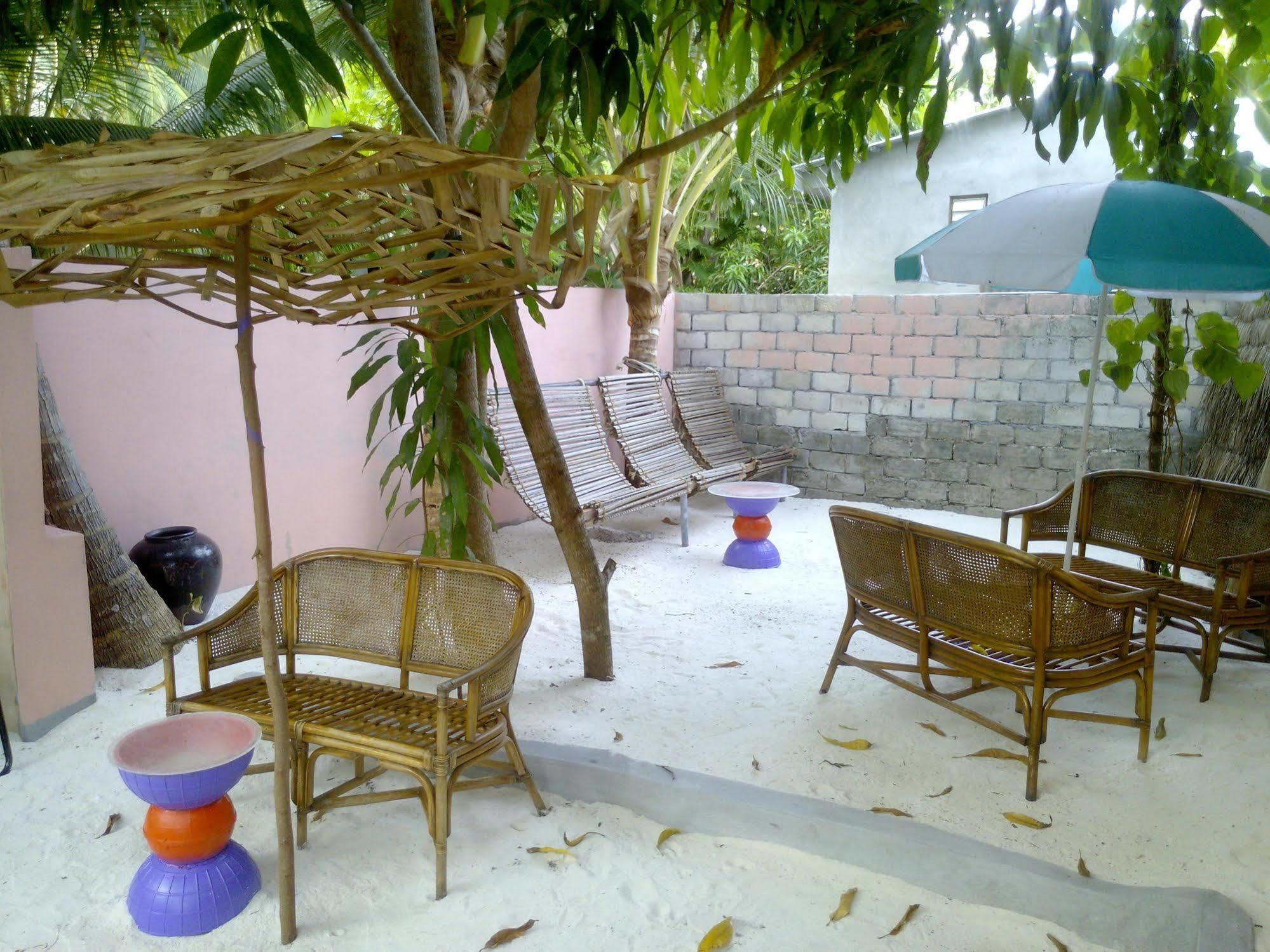 Dhonfulhafi Inn Maalhos  Exterior foto